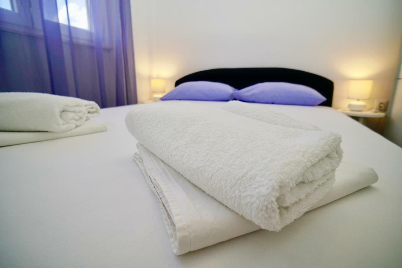 Apartments Bruna Trogir Exterior foto